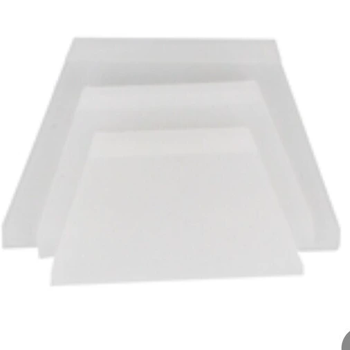 لیسه پلاستیکی شفاف